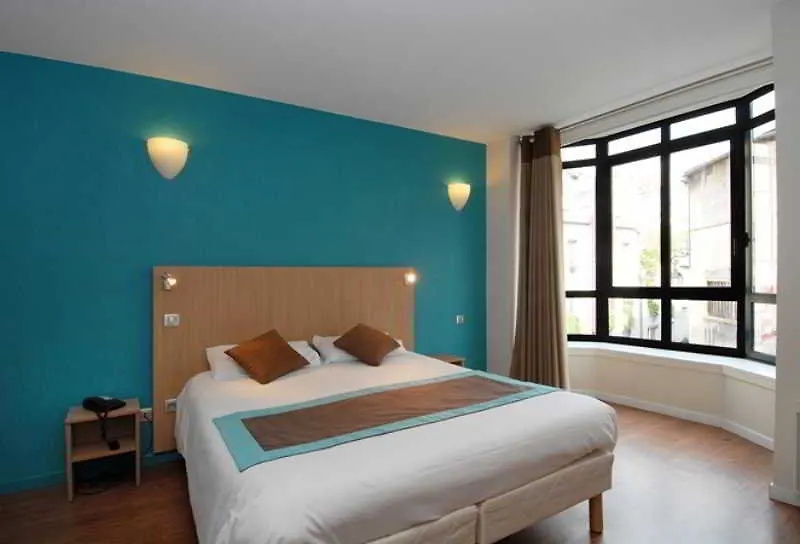 Staycity Aparthotels Paris Gare De L'Est 3*,